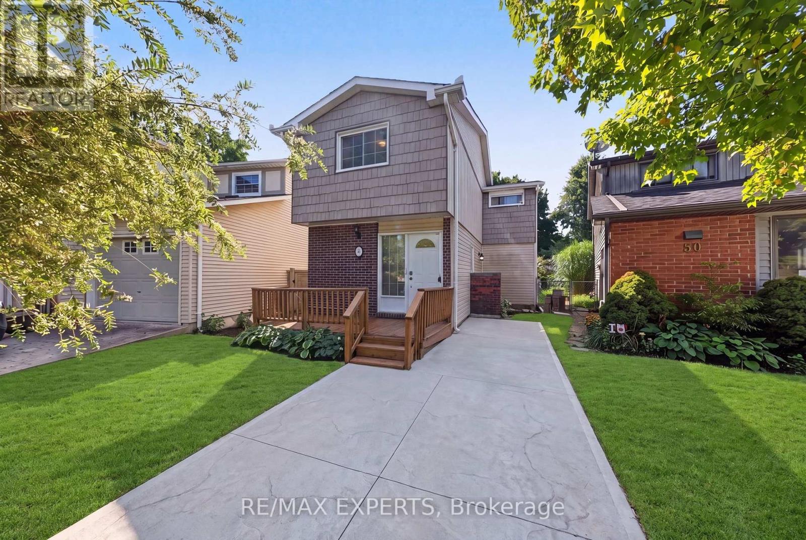 46 OLYMPIC CRESCENT, London North (North I) — photo 2