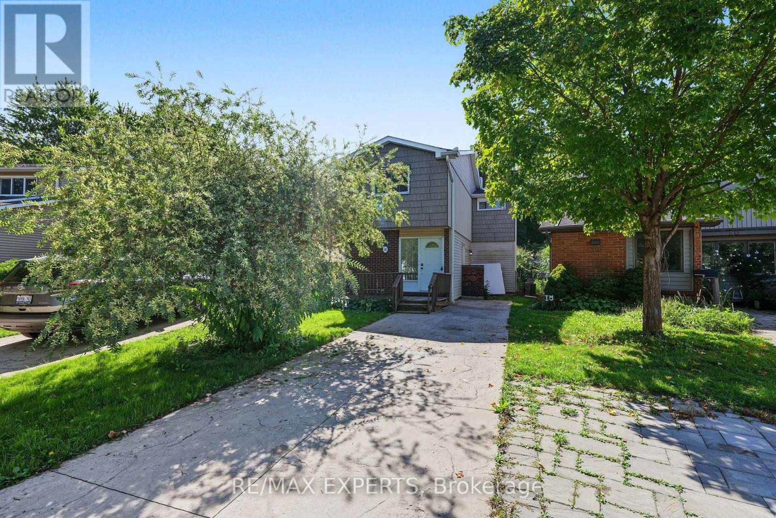 46 OLYMPIC CRESCENT, London North (North I) — photo 5