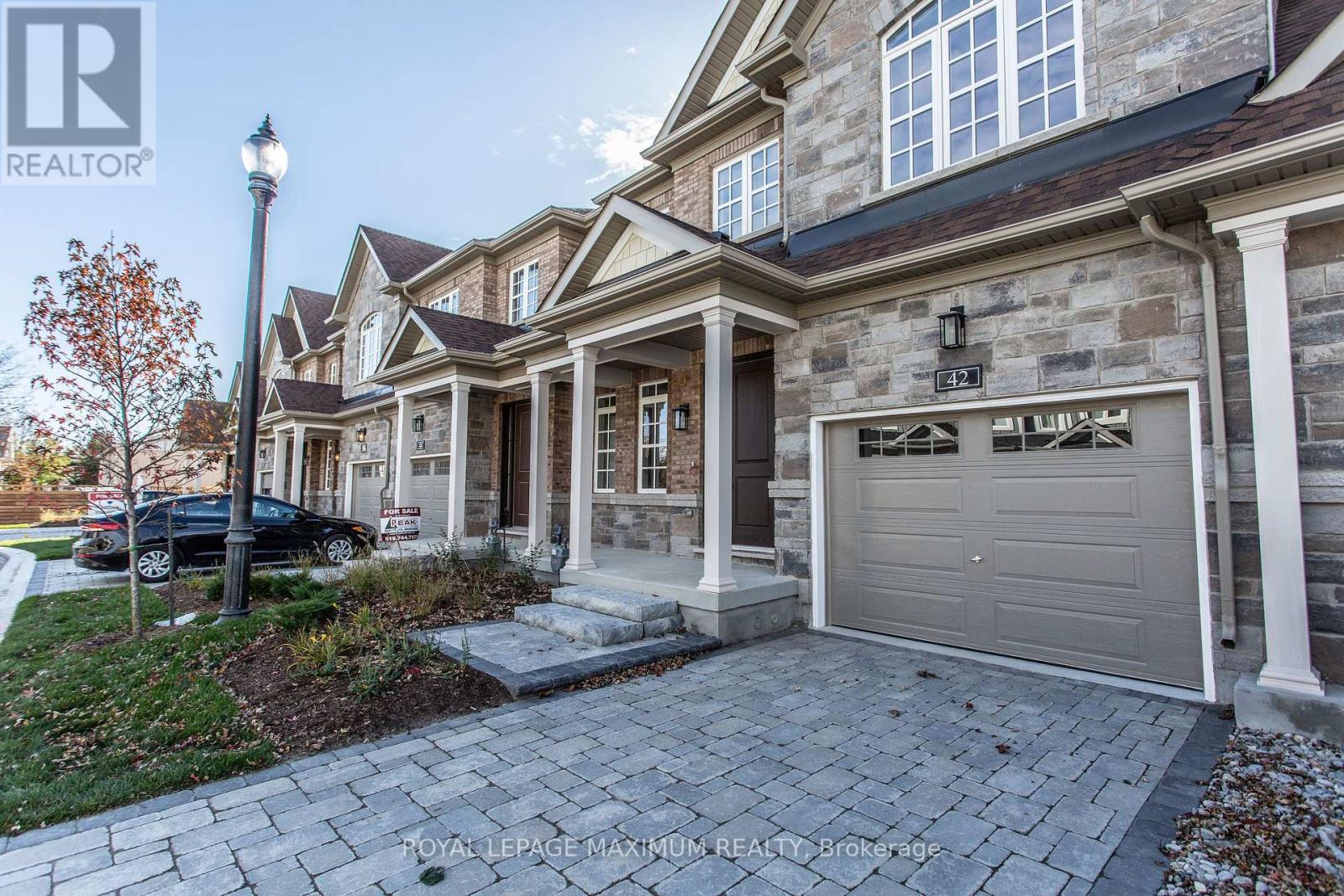 42 WINDSOR CIRCLE, Niagara-on-the-Lake (Town) — photo 2