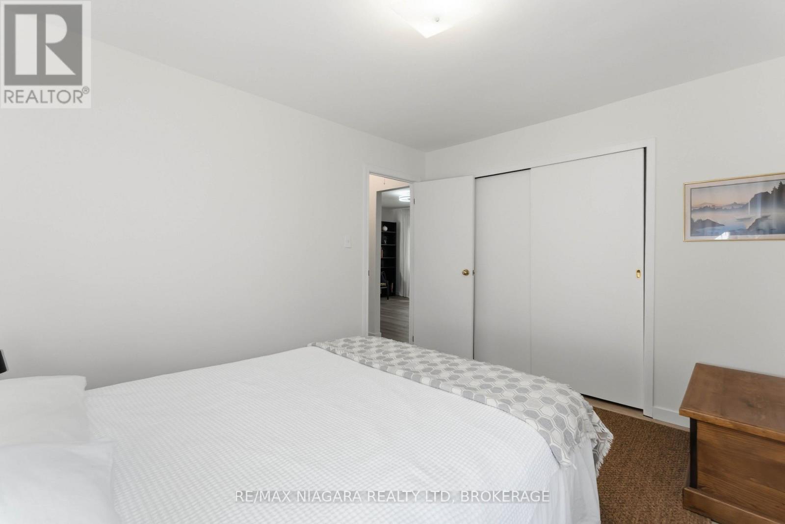 6317 CHURCHILL STREET - 11