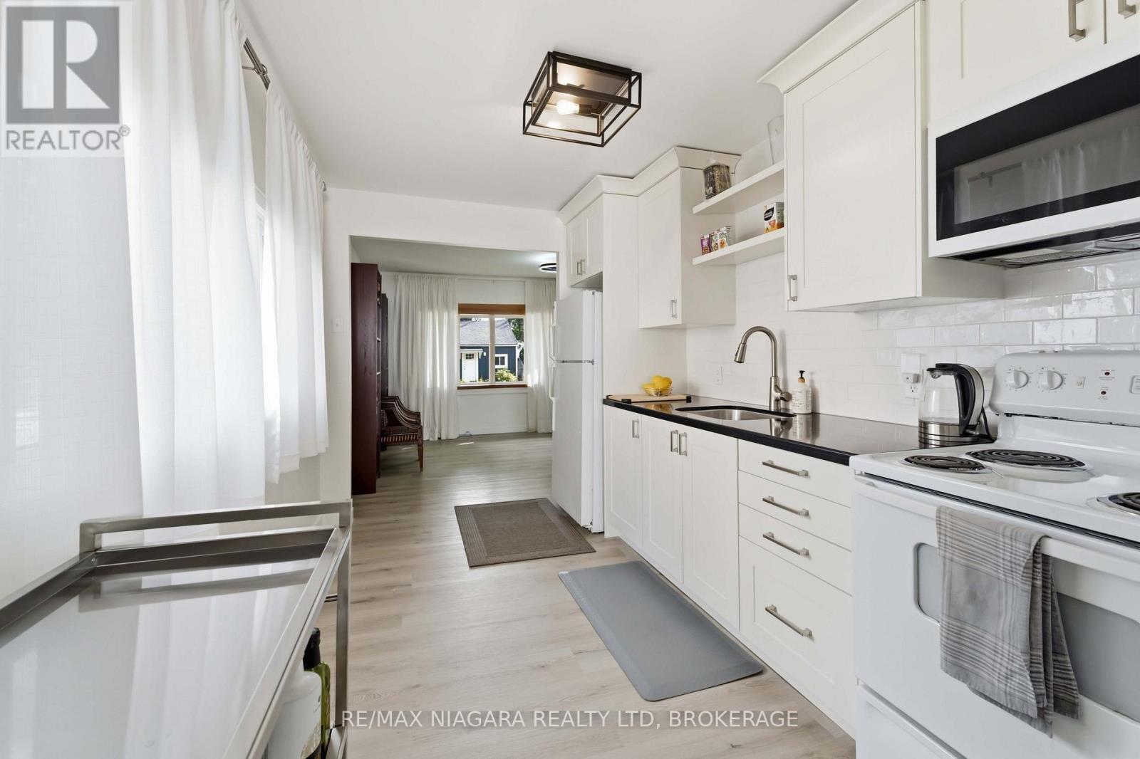 6317 CHURCHILL STREET - 16