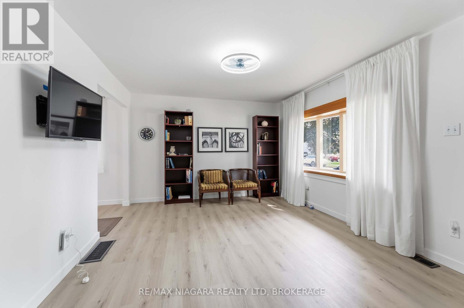 6317 CHURCHILL STREET - 8