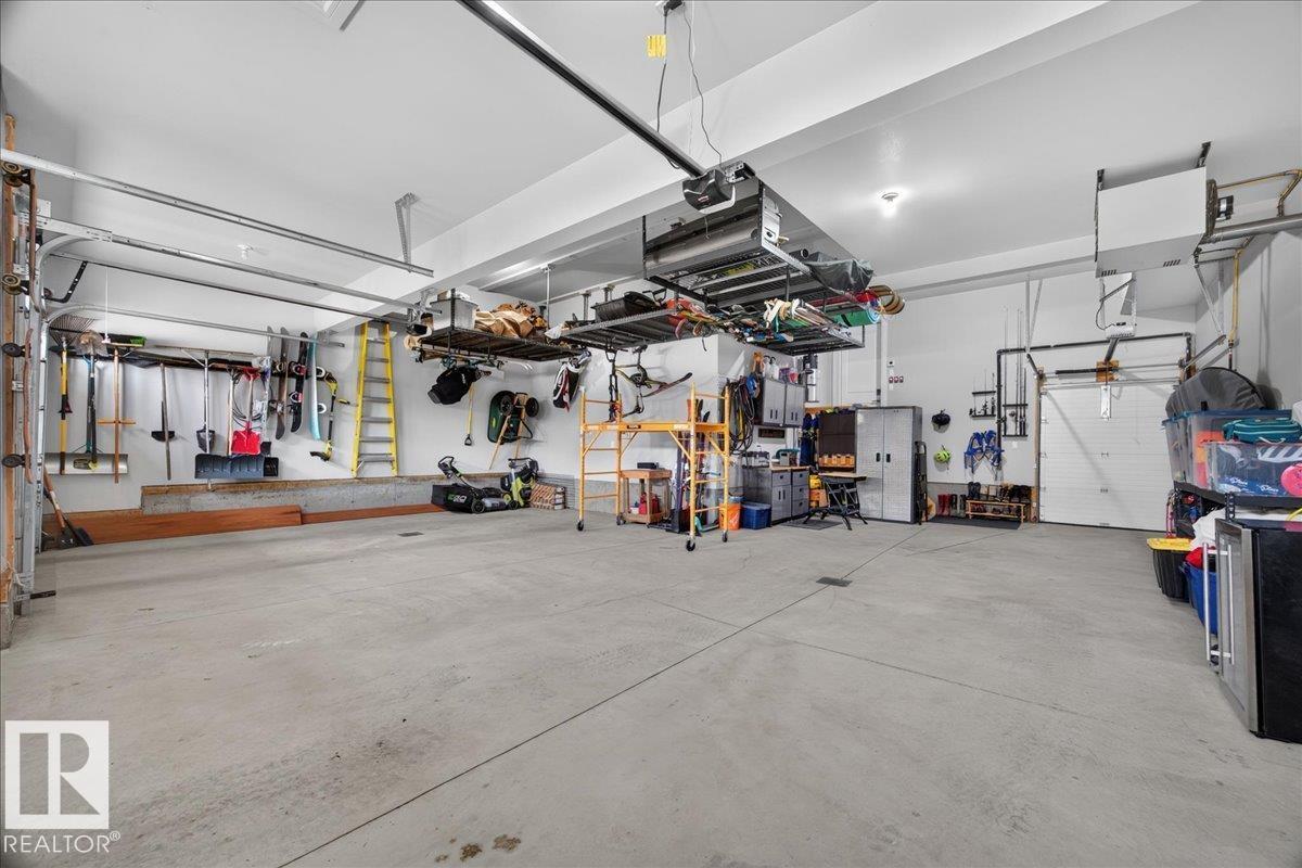 2032 90 ST SW - 44