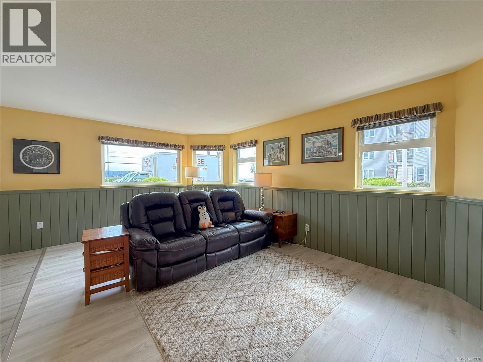 104a 650 Island Hwy S, Campbell River — photo 9