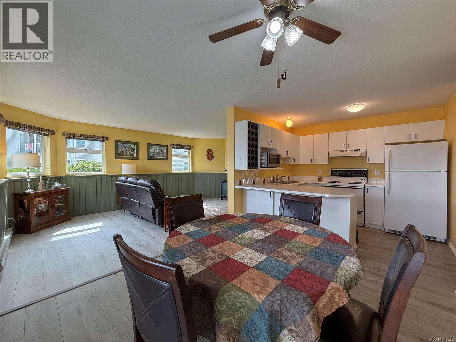 104a 650 Island Hwy S, Campbell River — photo 8