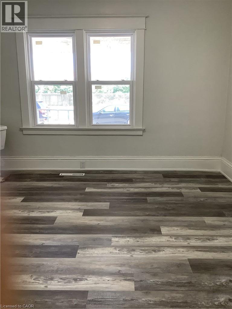 90 KENT Street S Unit# 1, Simcoe — photo 5
