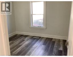 90 Kent Street S Unit# 1, Simcoe, ON N3Y2X9 Photo 10