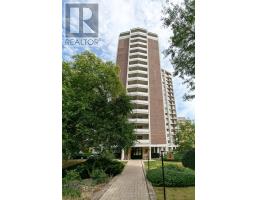 401 - 9 Deer Park Crescent, Toronto, ON M4V2C4 Photo 11