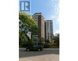 401 - 9 Deer Park Crescent, Toronto, ON M4V2C4 Photo 12