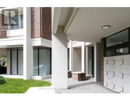 401 - 9 Deer Park Crescent, Toronto, ON M4V2C4 Photo 8