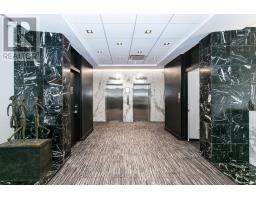401 - 9 Deer Park Crescent, Toronto, ON M4V2C4 Photo 15