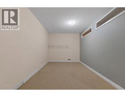 160 SKYVIEW SHORES Manor NE - photo 45