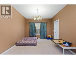 160 SKYVIEW SHORES Manor NE - photo 8