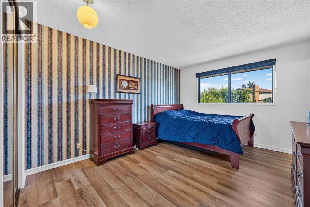 44 Templemont Drive NE - 25