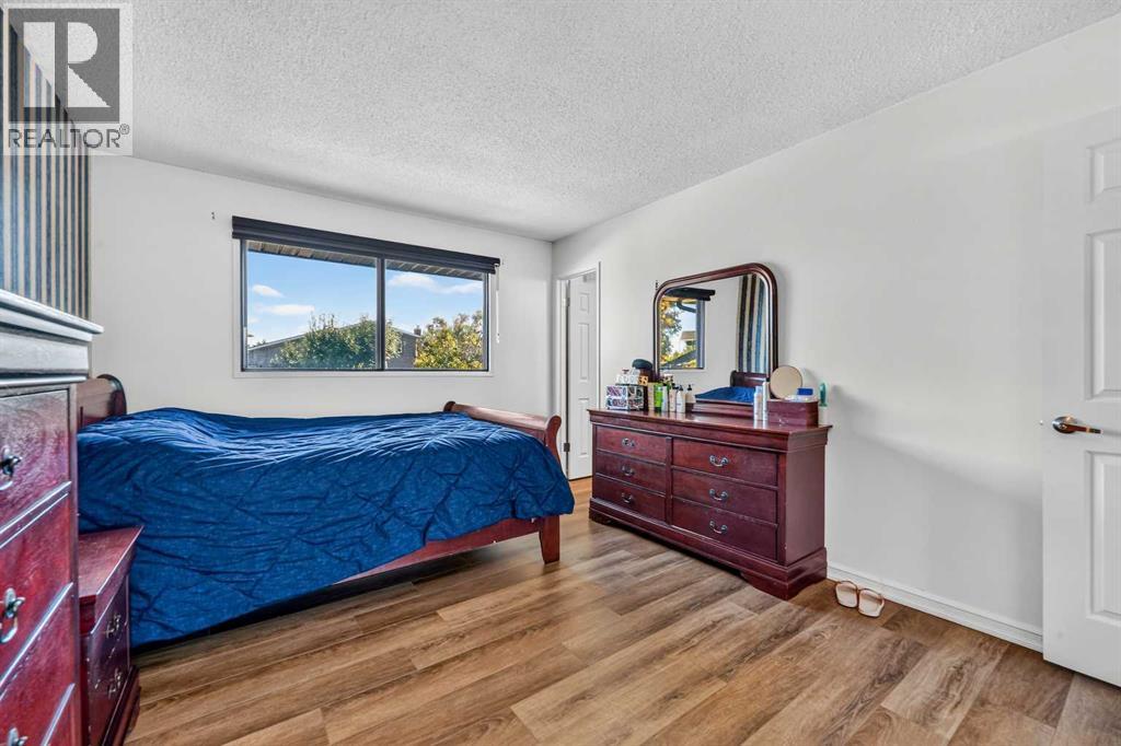 44 Templemont Drive NE - 26