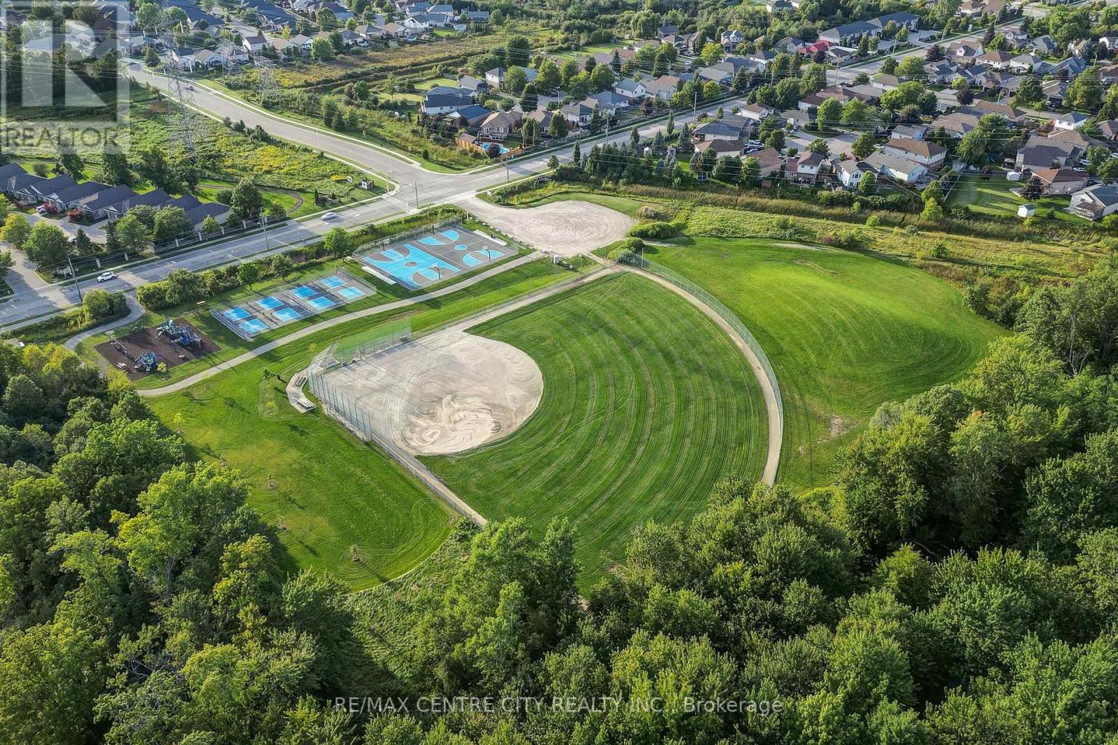 26 GLENVIEW COURT - 18