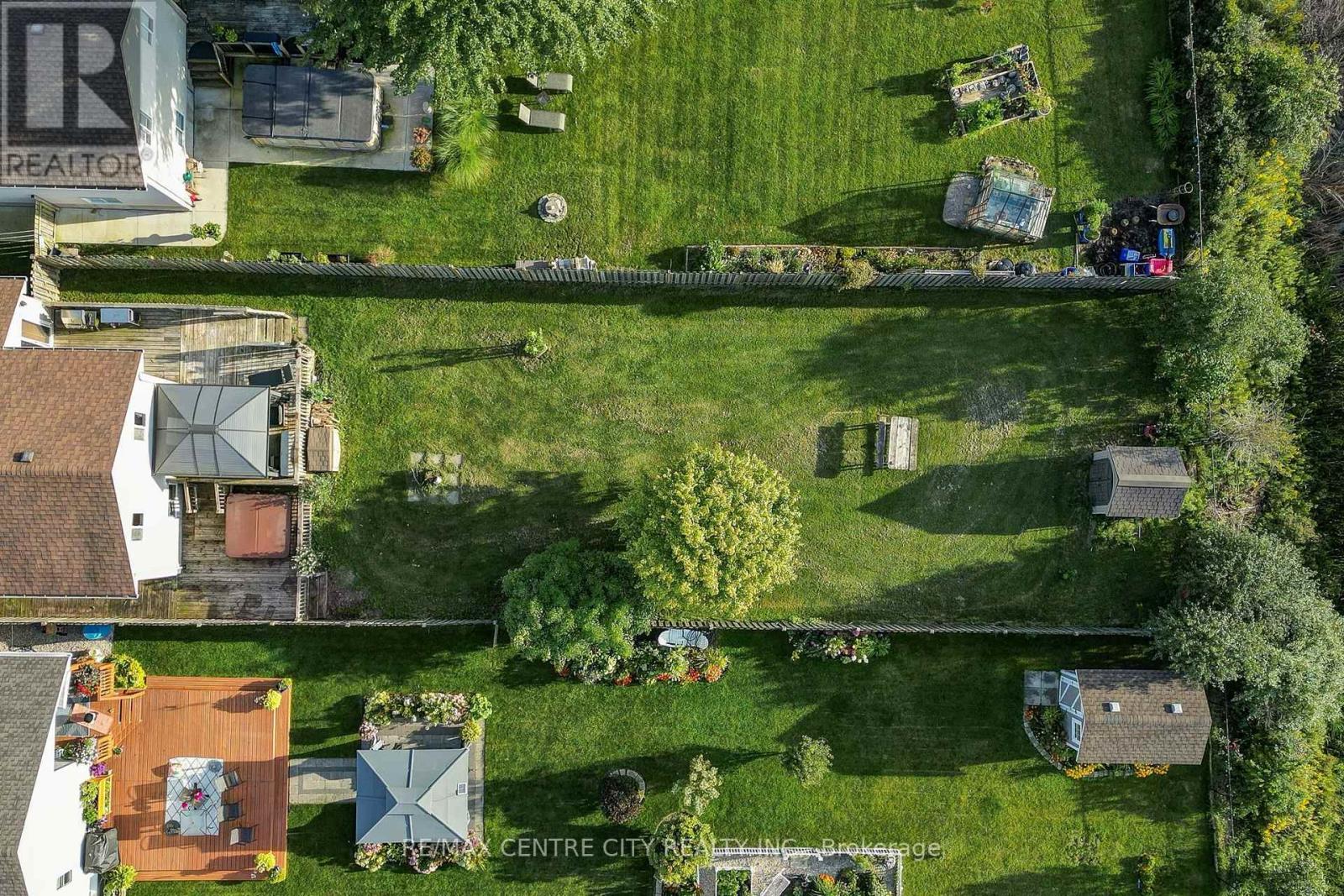 26 GLENVIEW COURT - 7
