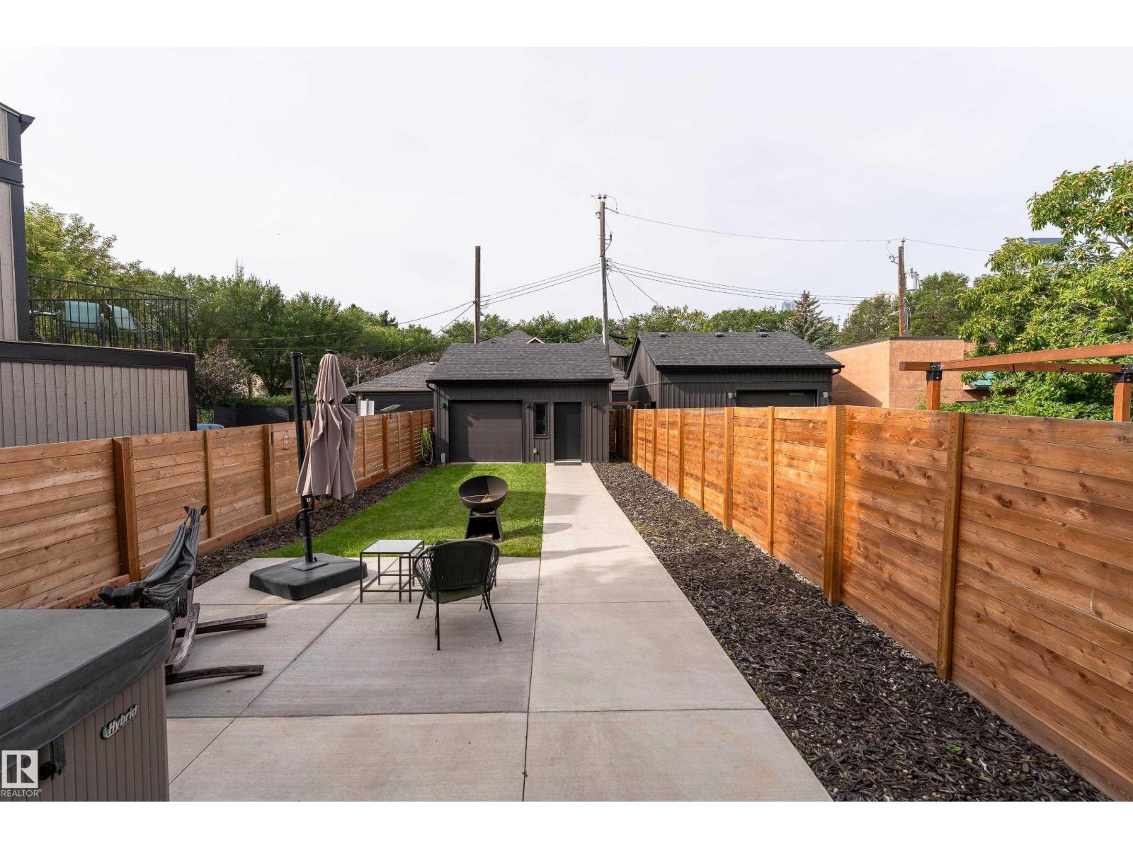 10138 90 ST NW - 38