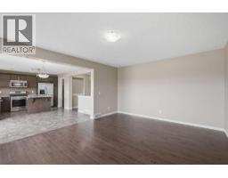 4pc Bathroom - 205 Cityscape Gardens Ne, Calgary, AB T3J0J7 Photo 20