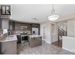 4pc Bathroom - 205 Cityscape Gardens Ne, Calgary, AB T3J0J7 Photo 14