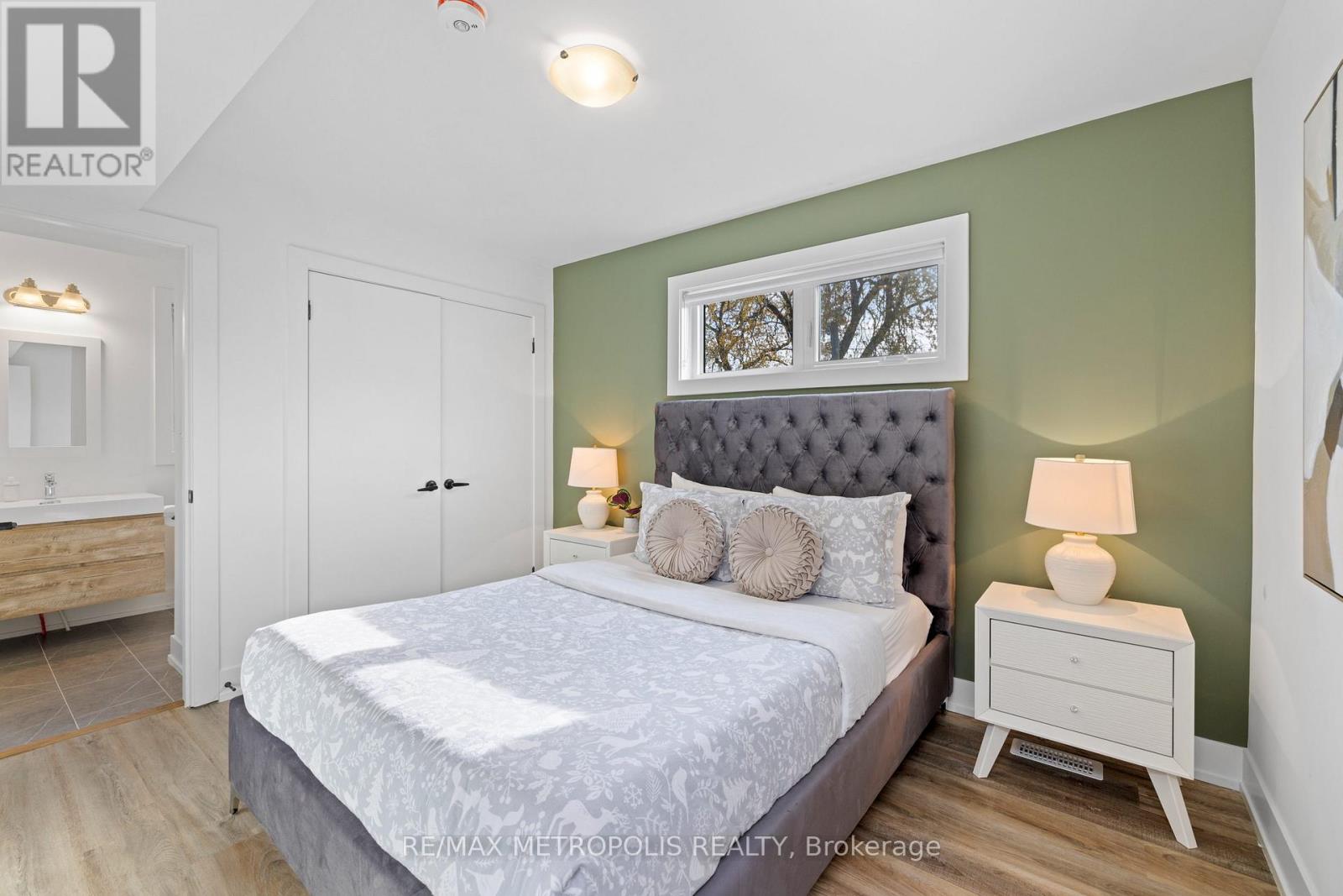 447 LANSDOWNE AVENUE - Image 42