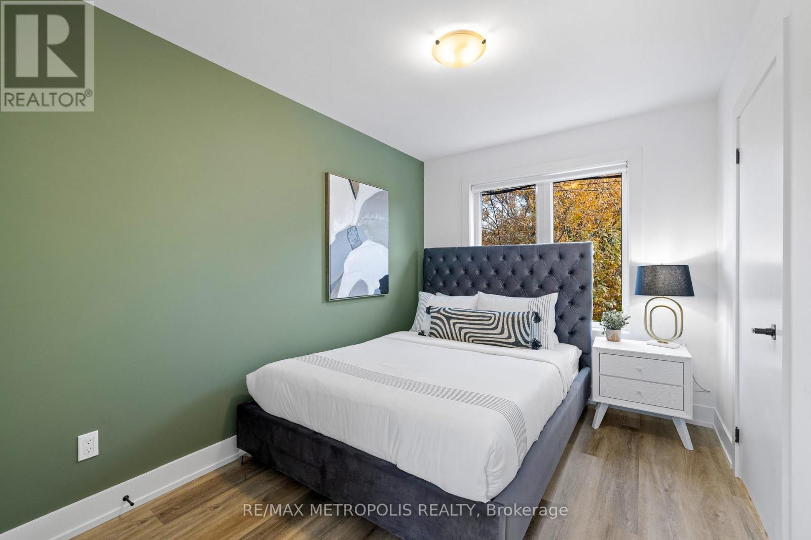 447 LANSDOWNE AVENUE - Image 46