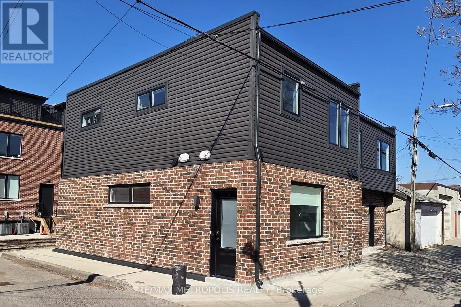 447 LANSDOWNE AVENUE - 50