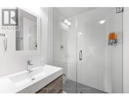 447 Lansdowne Avenue, Toronto, ON M6H3Y2 Photo 17