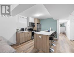 447 Lansdowne Avenue, Toronto, ON M6H3Y2 Photo 25