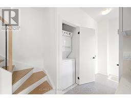 447 Lansdowne Avenue, Toronto, ON M6H3Y2 Photo 40