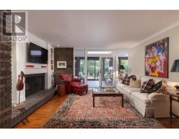 Great room - 1168 Carey Road, Oakville, ON L6J2E4 Photo 12