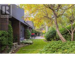 1168 Carey Road, Oakville, ON L6J2E4 Photo 31