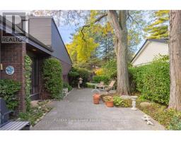 1168 Carey Road, Oakville, ON L6J2E4 Photo 32