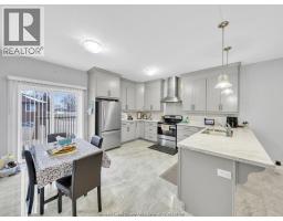 4pc Ensuite bath - 2277 Northway Avenue, Windsor, ON N9B3Y3 Photo 8