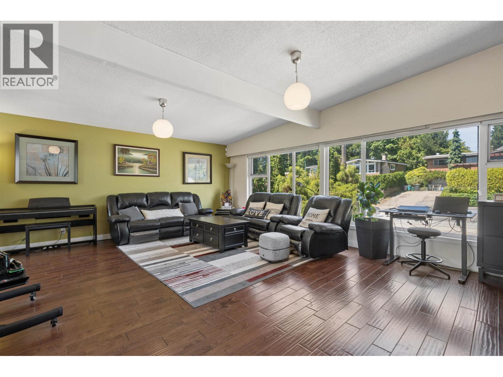 87 MUNDY STREET, Coquitlam — photo 4