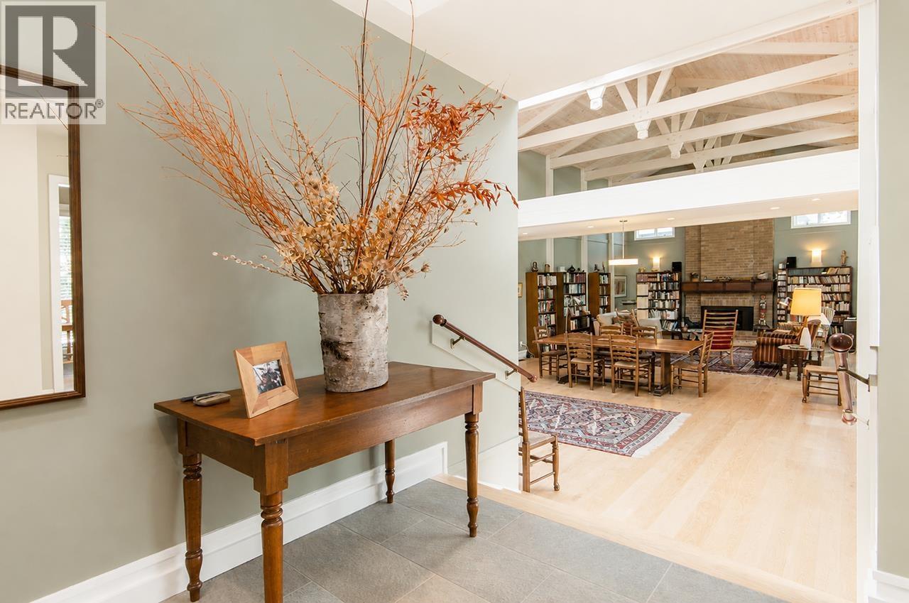 6980 ODLUM COURT, West Vancouver
