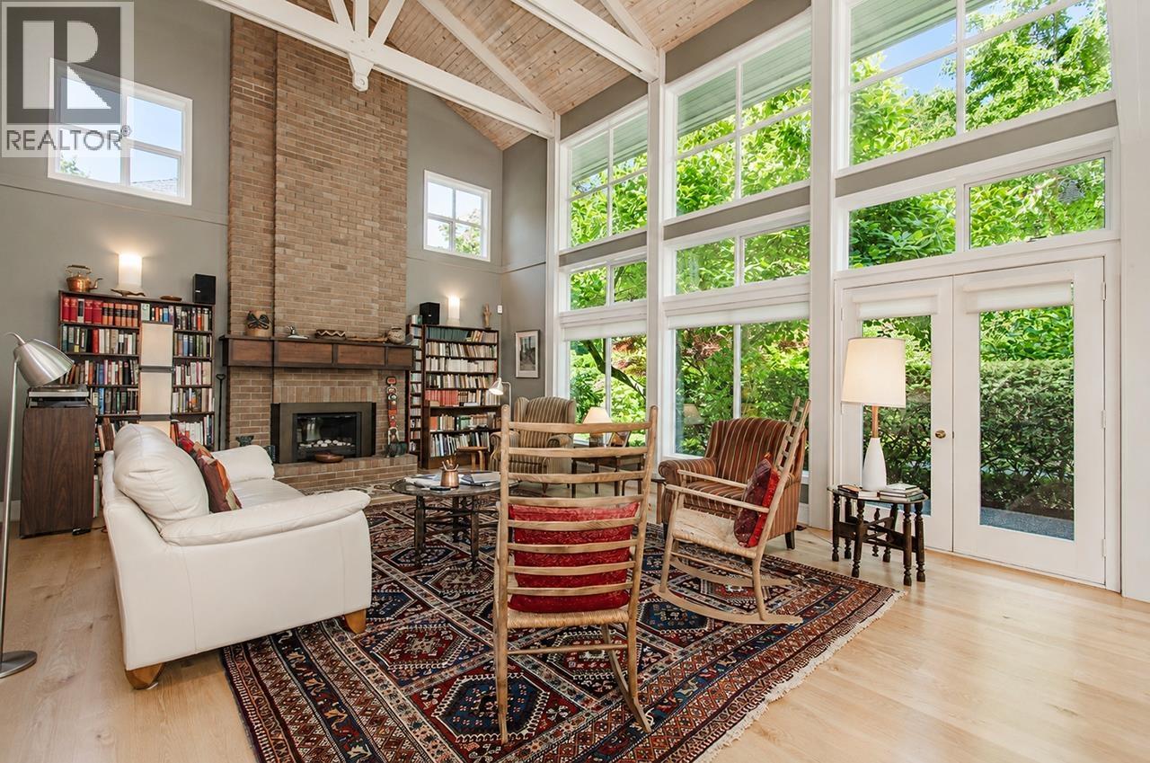 6980 ODLUM COURT, West Vancouver