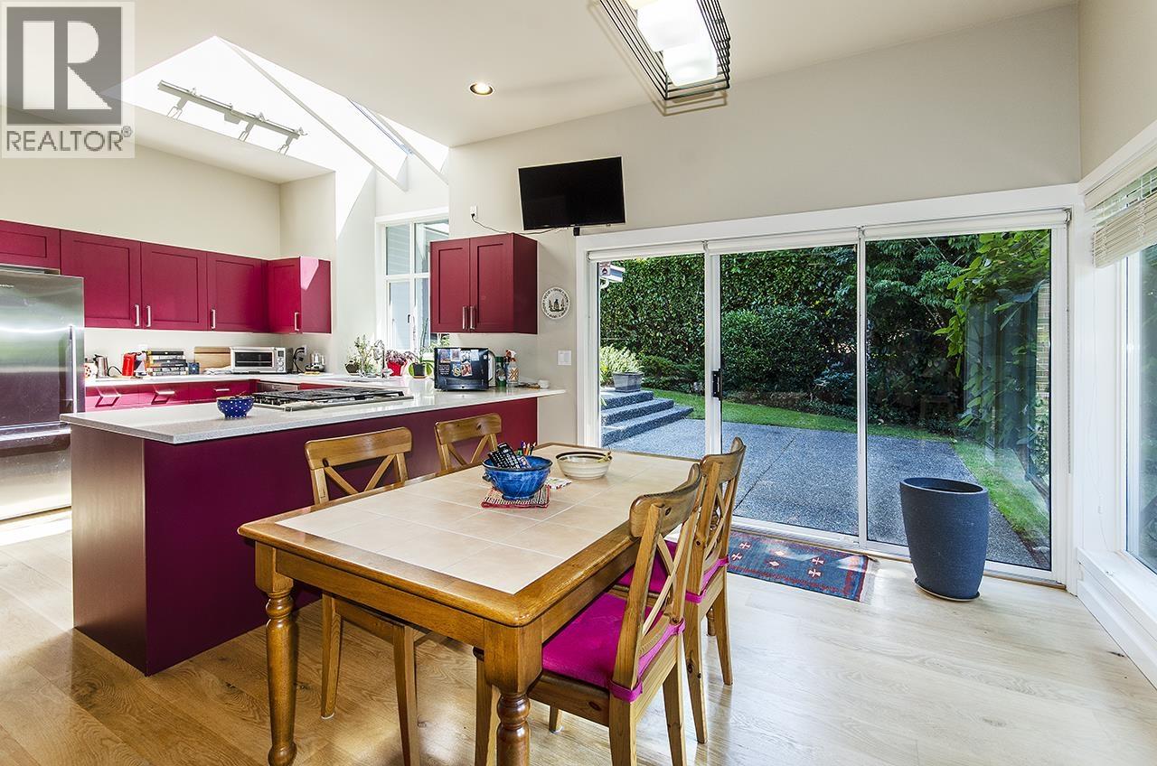 6980 ODLUM COURT, West Vancouver