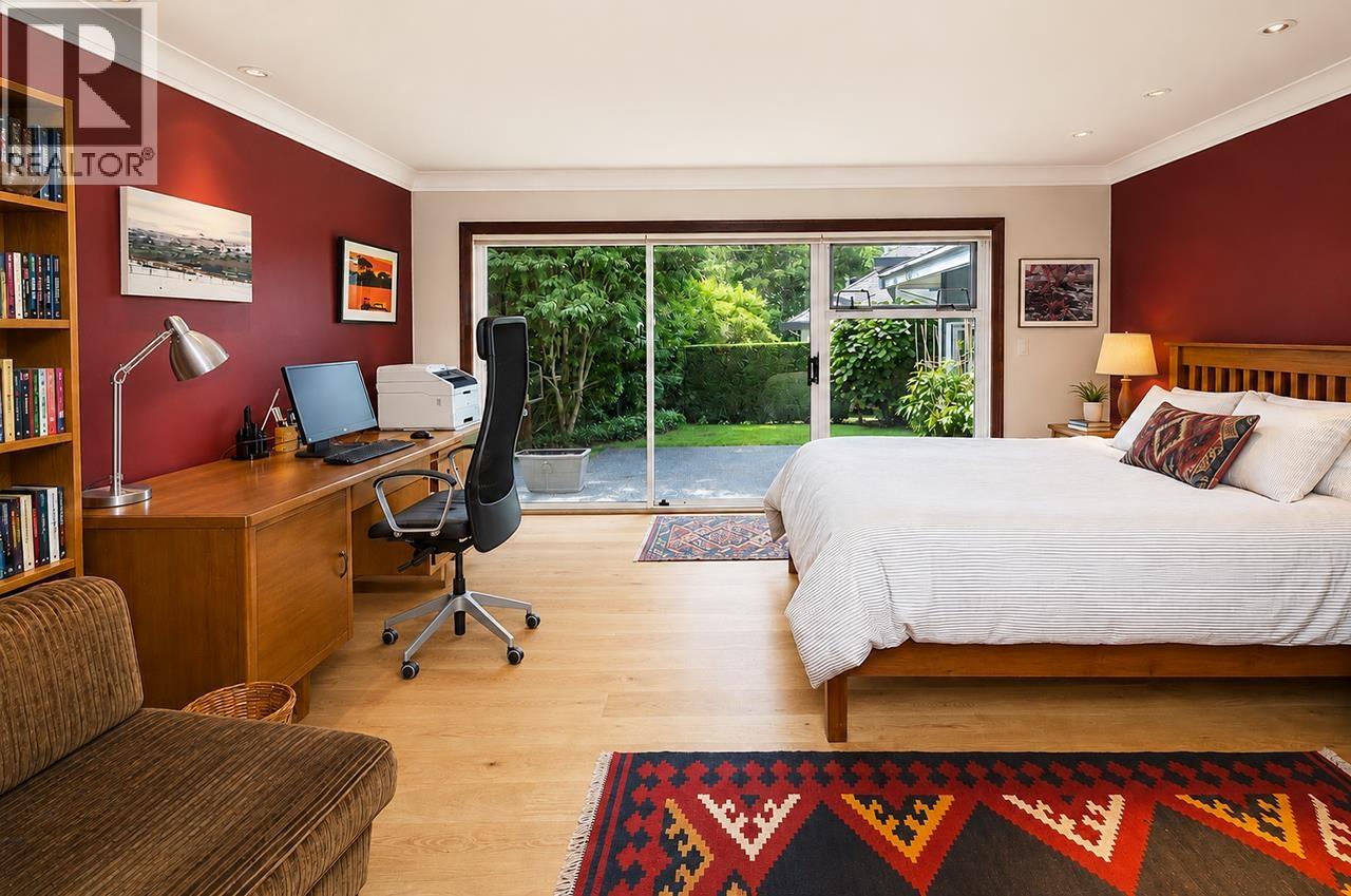 6980 ODLUM COURT, West Vancouver