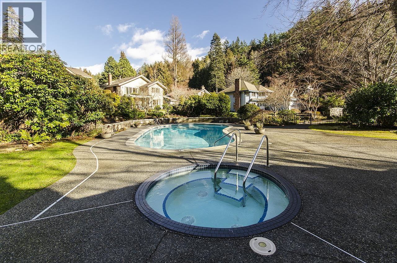 6980 ODLUM COURT, West Vancouver