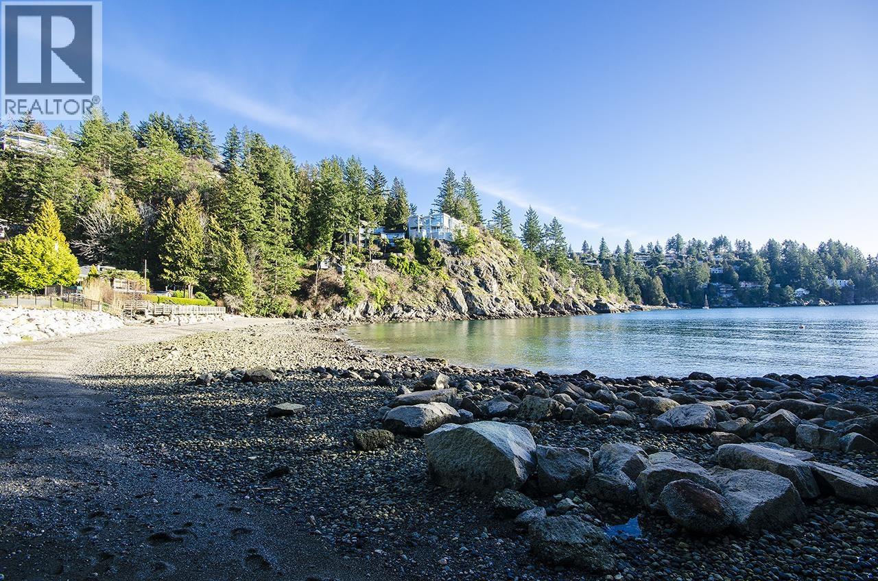 6980 ODLUM COURT, West Vancouver