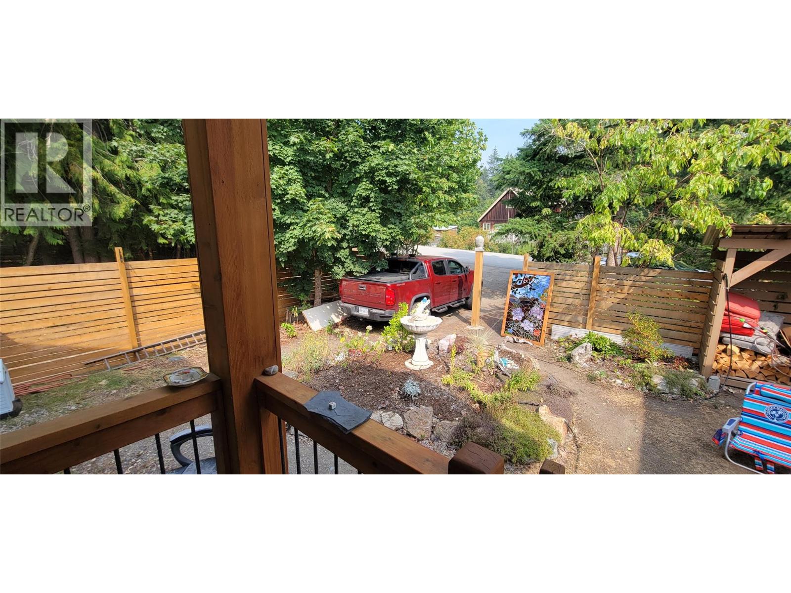 624 SLOCAN Avenue - Image 11