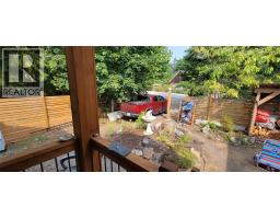 624 Slocan Avenue, New Denver, BC V0G1S0 Photo 11