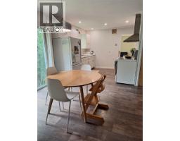 Kitchen - 624 Slocan Avenue, New Denver, BC V0G1S0 Photo 8