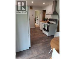 624 Slocan Avenue, New Denver, BC V0G1S0 Photo 9