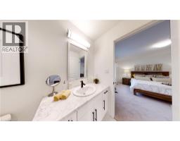 2pc Bathroom - 163 Julie Crescent, London, ON N5X0B1 Photo 16