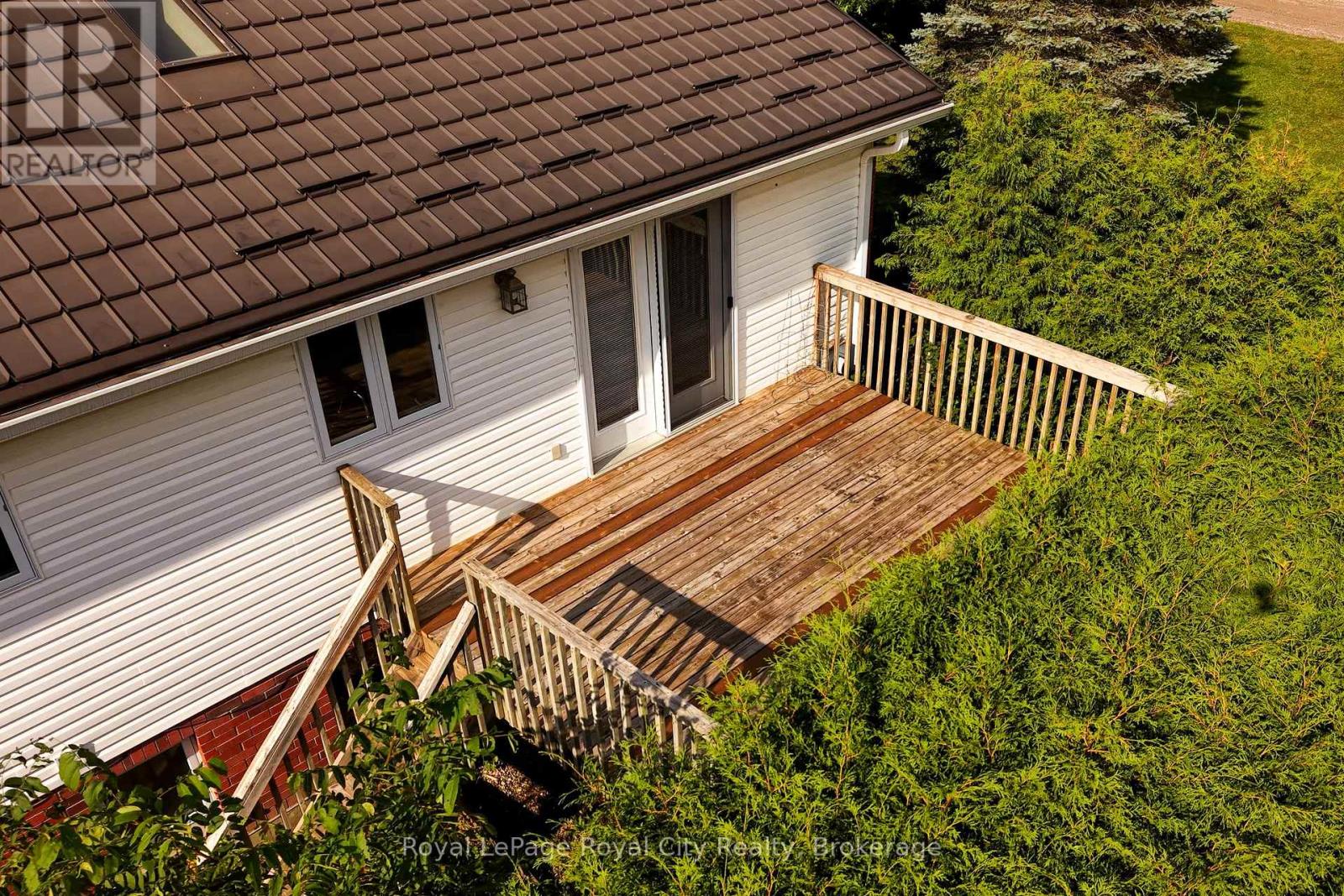 4452 SIDEROAD 20 N - 42