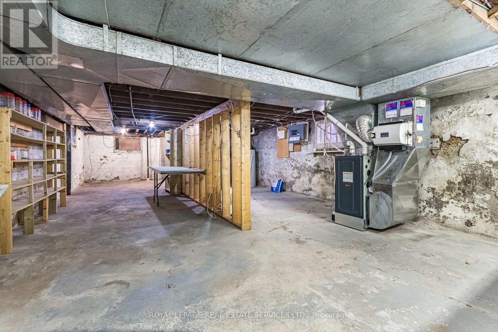 60 SIXTH STREET - Image 30