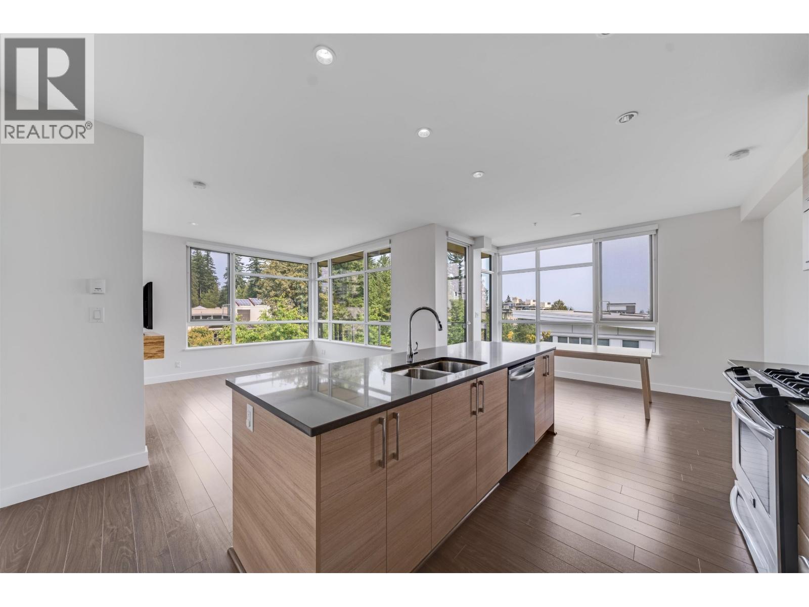 412 9150 UNIVERSITY HIGH STREET, Burnaby — photo 1