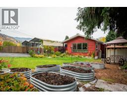 8329 Highway 3b, Trail, BC V1R4W3 Photo 37